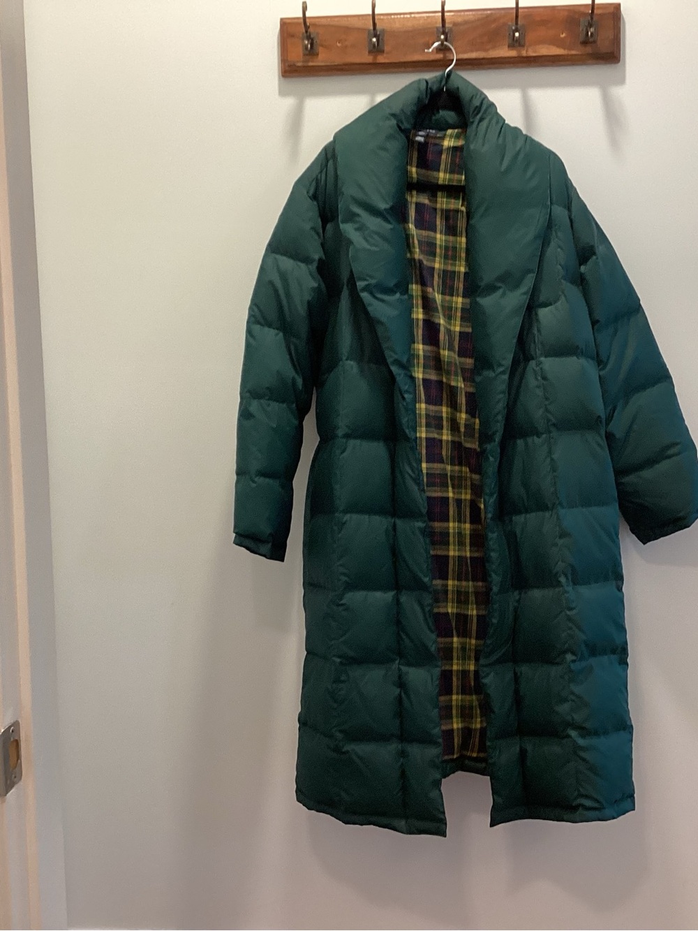 Lands' End Forest Green Long Men's Puffer Coat with Plaid Lining